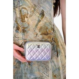Pre-loved Chanel™ 2021 Iridescent Quilted Lambskin Cube Crossbody